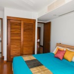 Three-Bedroom Suan Tua Apartment Layan-Master bedroom