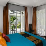 Three-Bedroom Suan Tua Apartment Layan-large bedroom with large balcony