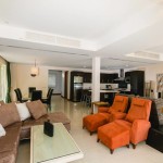 Three-Bedroom Suan Tua Apartment Layan-living area with dining coner and kitchen-1