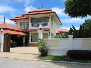 Three bedroom family home Cherng talay