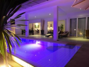 Thalang Pool loft Villa near UWCT